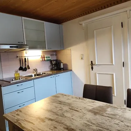 Penzion Gaestehaus Midi 3*