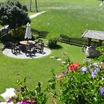 Πανσιόν Gaestehaus Midi